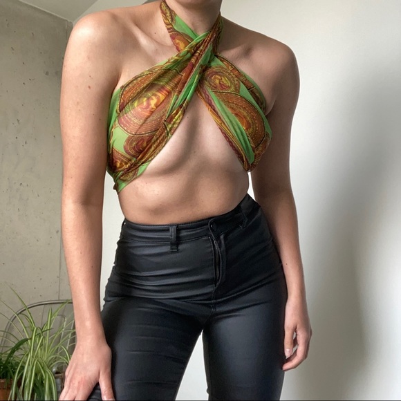 Vintage Accessories - 🌻5/$15 bundle🌻 Vintage scarf